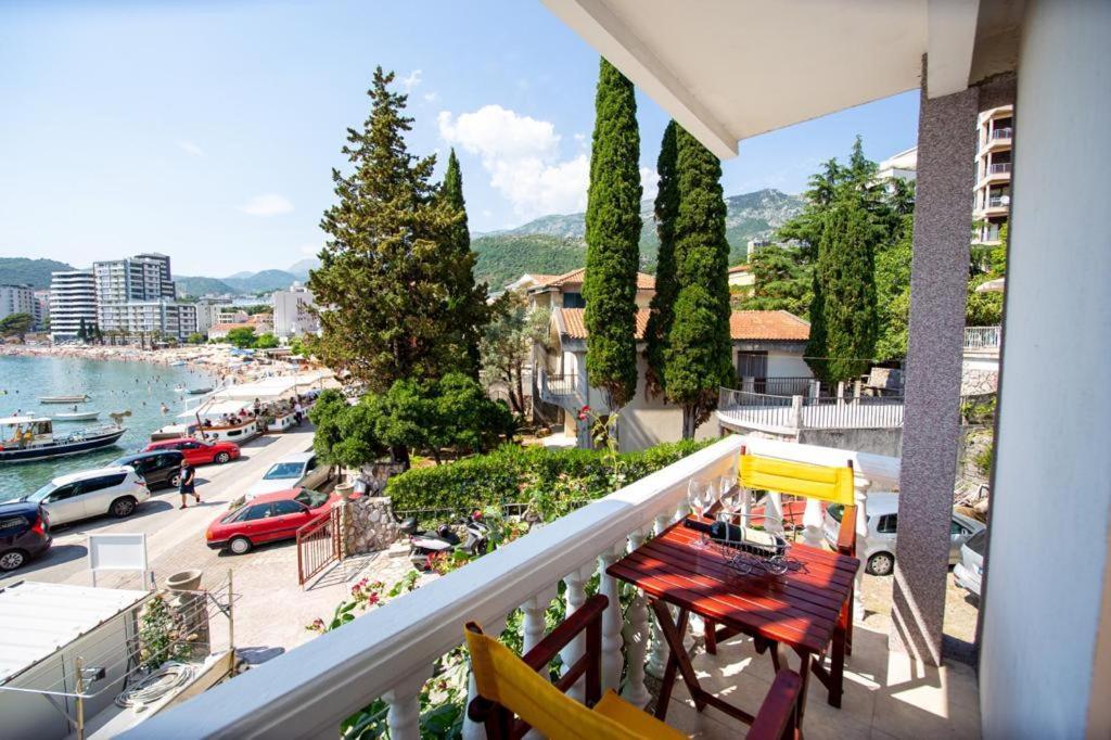 Acika Apartments Rafajlovići Exterior foto